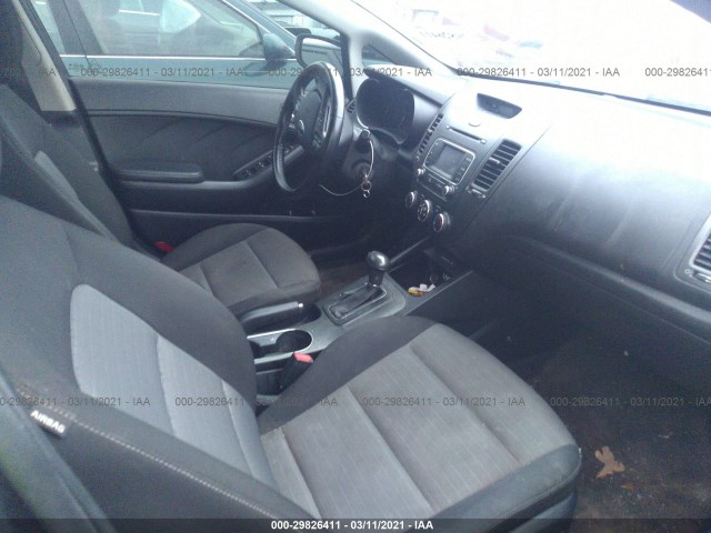 Photo 4 VIN: KNAFX4A85E5047159 - KIA FORTE 