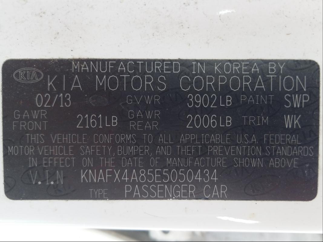 Photo 9 VIN: KNAFX4A85E5050434 - KIA FORTE EX 