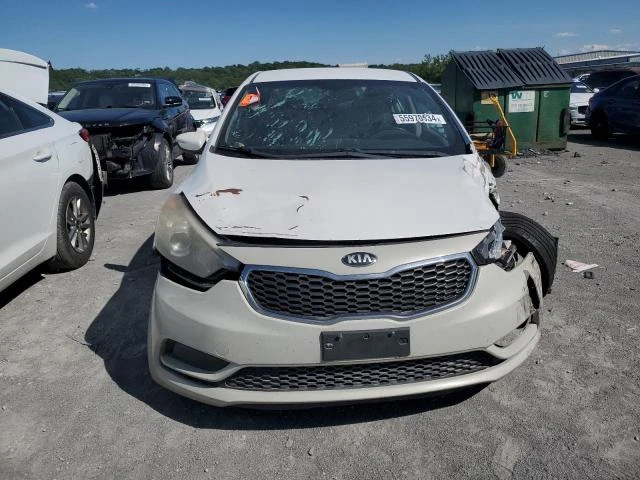 Photo 4 VIN: KNAFX4A85F5305598 - KIA FORTE EX 