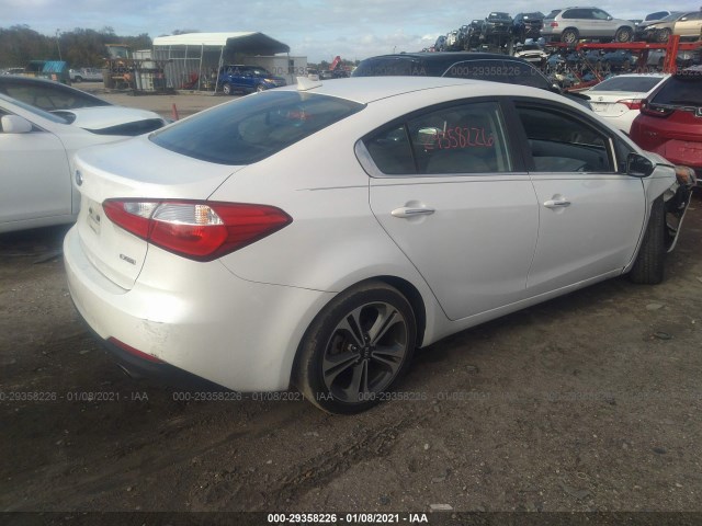 Photo 3 VIN: KNAFX4A85F5359631 - KIA FORTE 