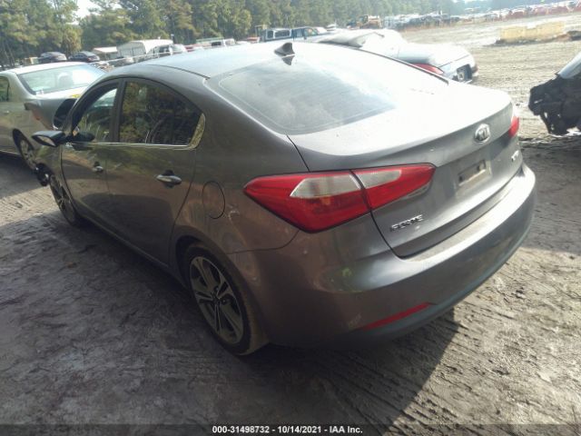 Photo 2 VIN: KNAFX4A85F5386330 - KIA FORTE 