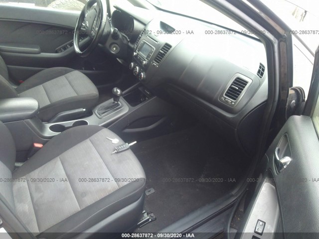 Photo 4 VIN: KNAFX4A86E5049941 - KIA FORTE 