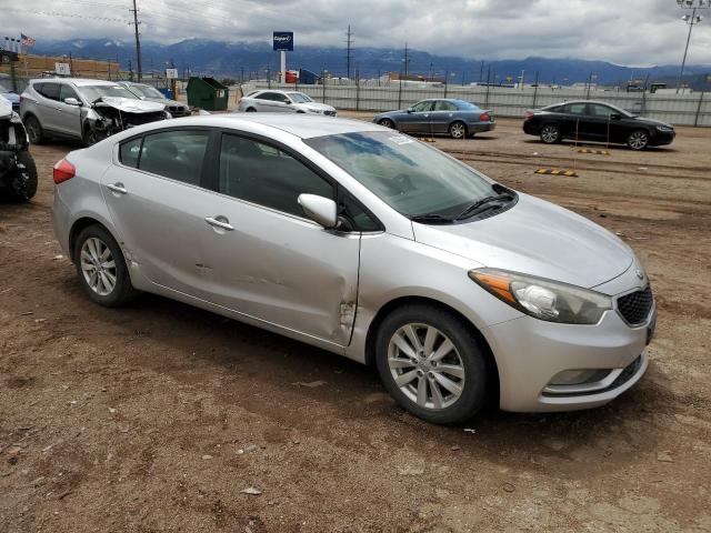 Photo 3 VIN: KNAFX4A86E5077870 - KIA FORTE 