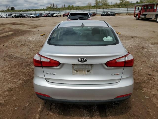 Photo 5 VIN: KNAFX4A86E5077870 - KIA FORTE 