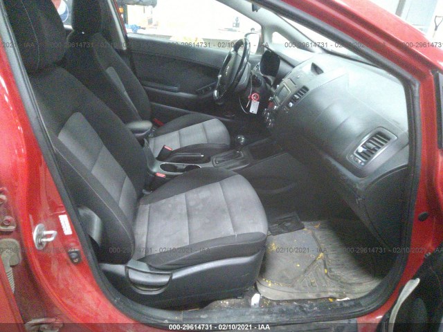 Photo 4 VIN: KNAFX4A86E5095544 - KIA FORTE 