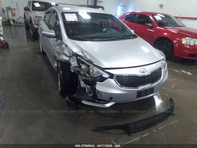 Photo 5 VIN: KNAFX4A86E5096676 - KIA FORTE 