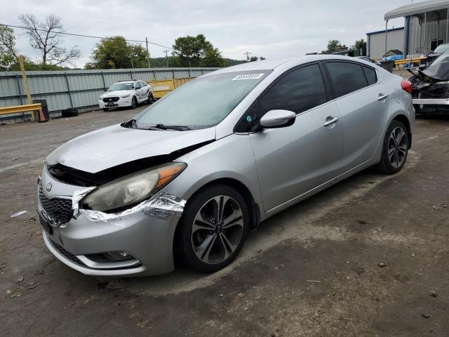 Photo 0 VIN: KNAFX4A86E5105828 - KIA FORTE EX 