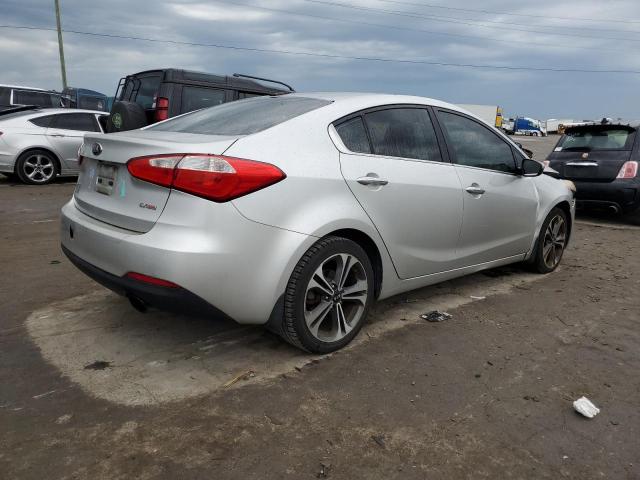 Photo 2 VIN: KNAFX4A86E5105828 - KIA FORTE EX 