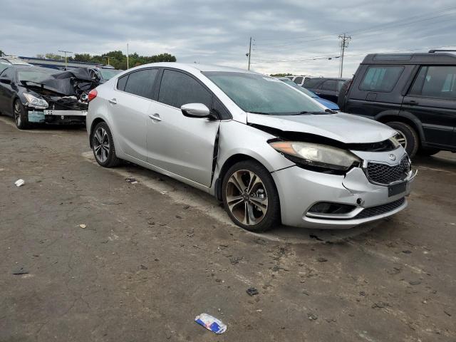 Photo 3 VIN: KNAFX4A86E5105828 - KIA FORTE EX 