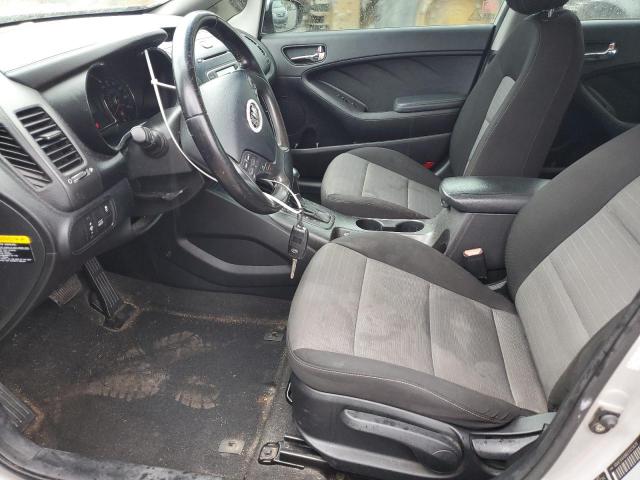 Photo 6 VIN: KNAFX4A86E5105828 - KIA FORTE EX 