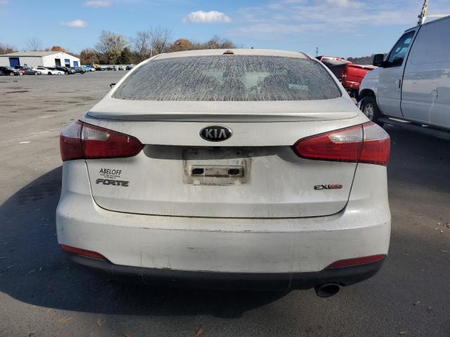 Photo 5 VIN: KNAFX4A86E5119017 - KIA FORTE EX 