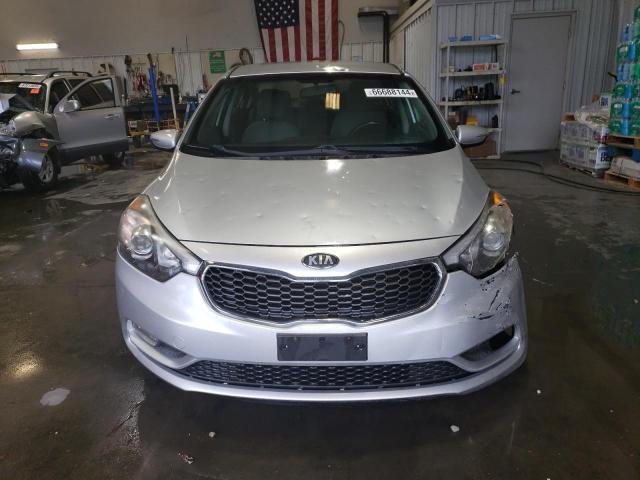 Photo 4 VIN: KNAFX4A86F5269629 - KIA FORTE EX 