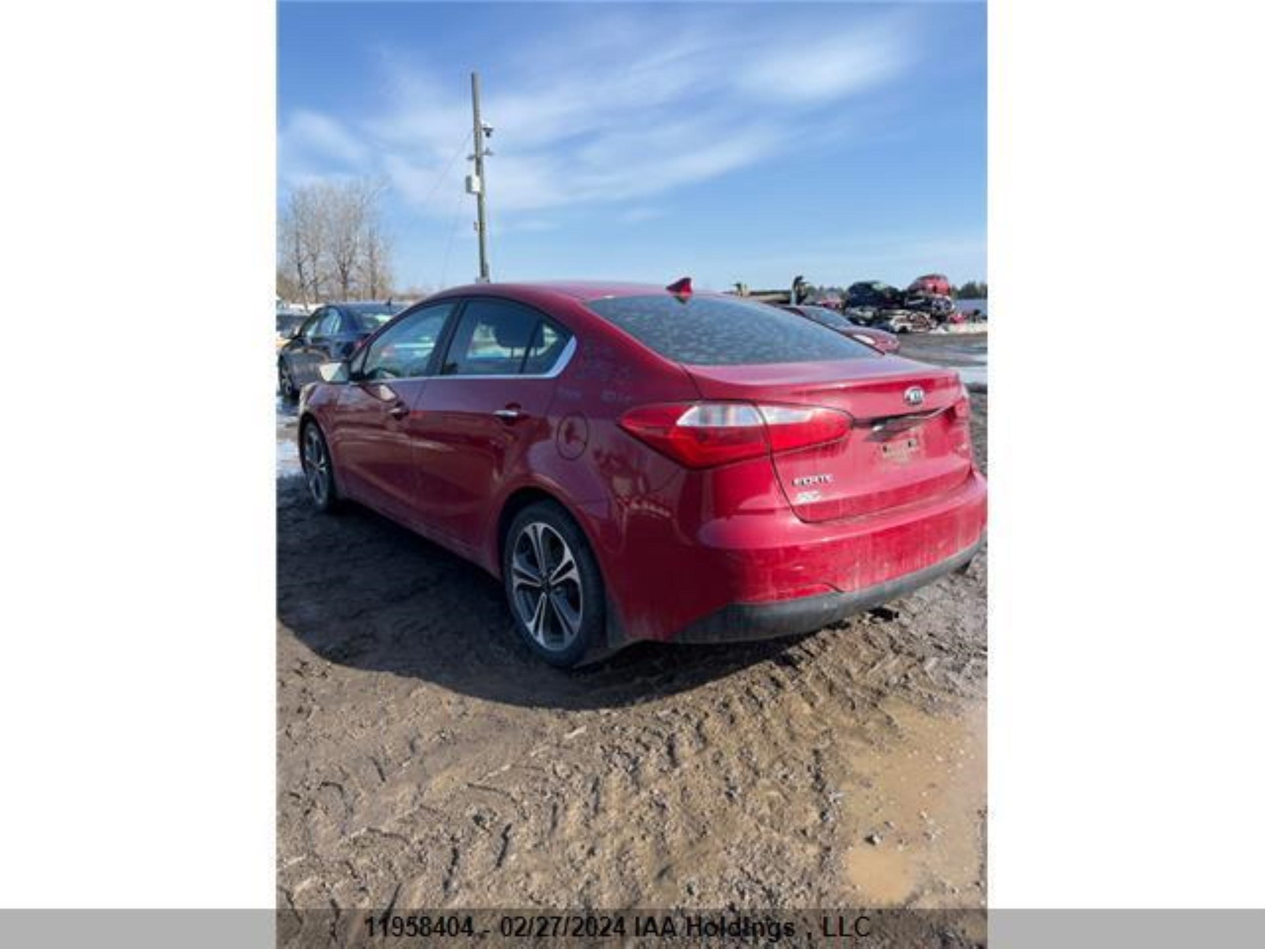 Photo 2 VIN: KNAFX4A86F5309854 - KIA FORTE 