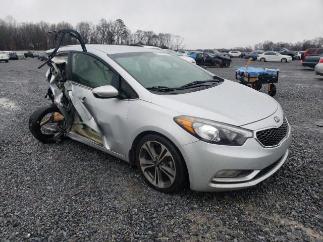 Photo 3 VIN: KNAFX4A86F5387857 - KIA FORTE EX 