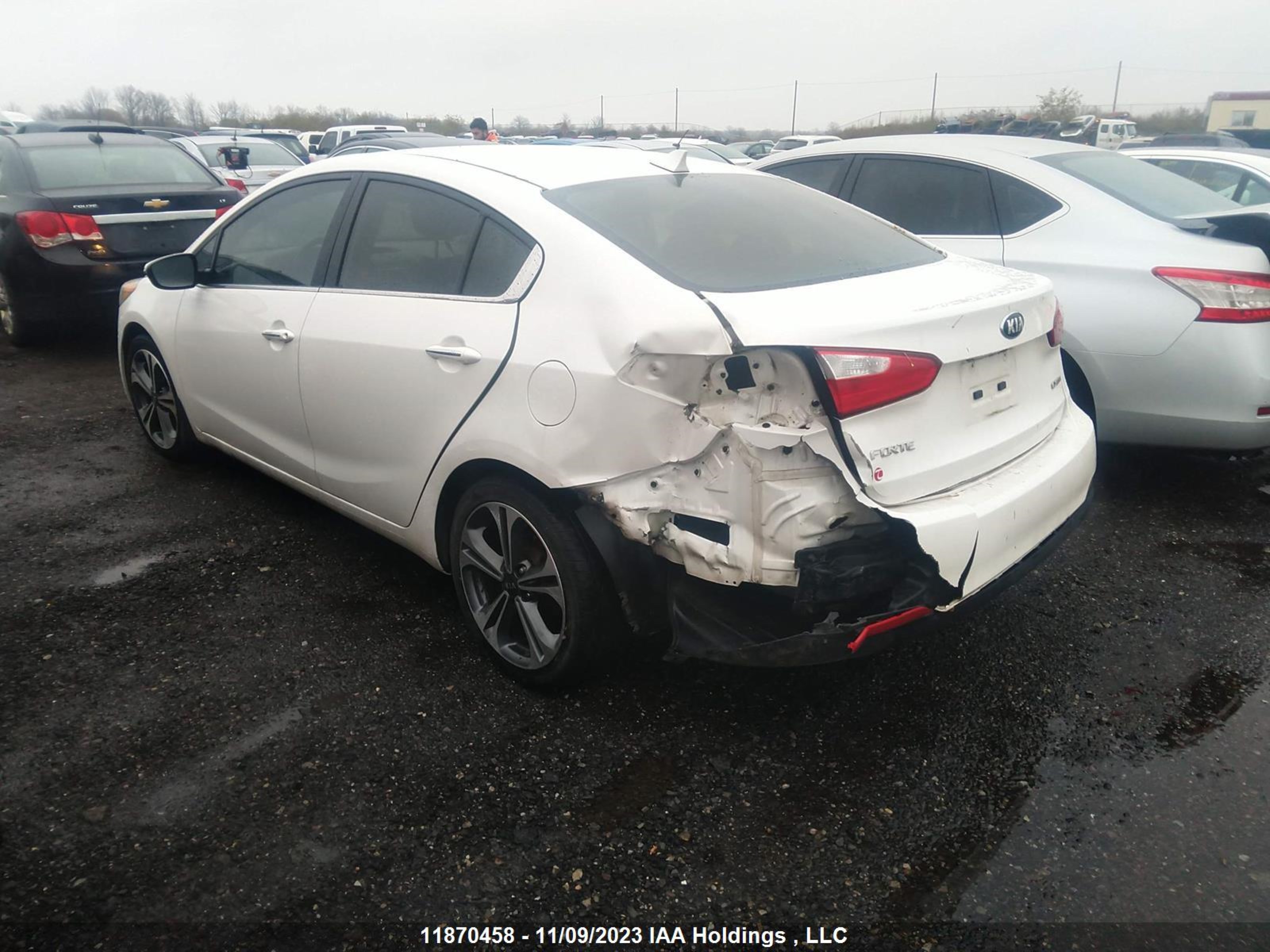 Photo 2 VIN: KNAFX4A86F5398017 - KIA FORTE 