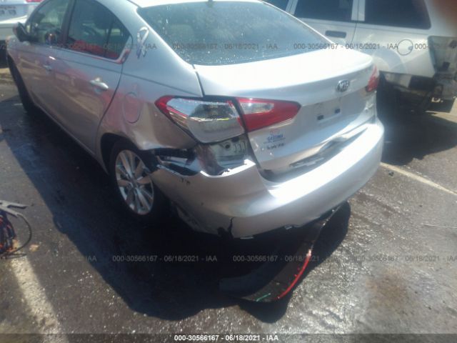 Photo 5 VIN: KNAFX4A87E5046059 - KIA FORTE 