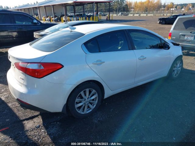 Photo 3 VIN: KNAFX4A87E5054081 - KIA FORTE 