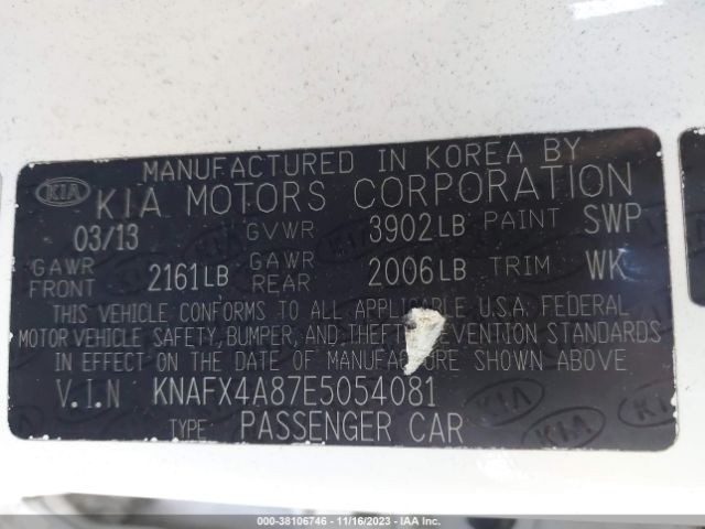 Photo 8 VIN: KNAFX4A87E5054081 - KIA FORTE 