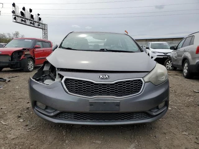 Photo 4 VIN: KNAFX4A87F5316912 - KIA FORTE EX 