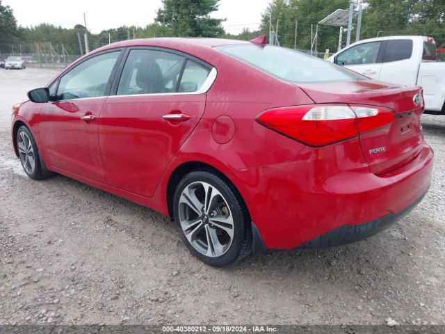 Photo 2 VIN: KNAFX4A87F5335699 - KIA FORTE 