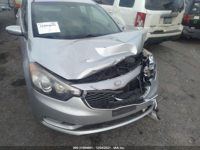 Photo 5 VIN: KNAFX4A87F5340045 - KIA FORTE 