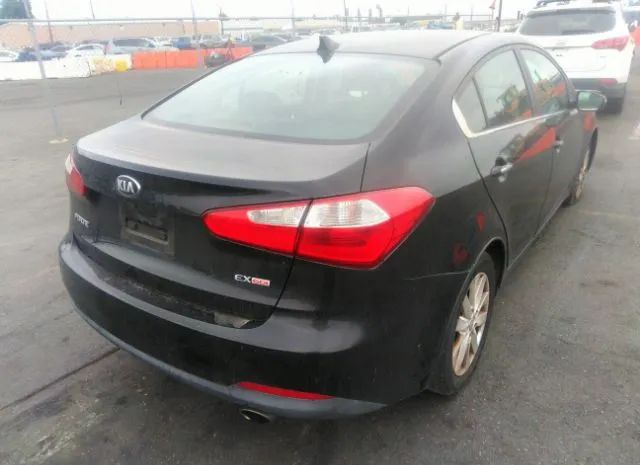 Photo 3 VIN: KNAFX4A88E5069446 - KIA FORTE 