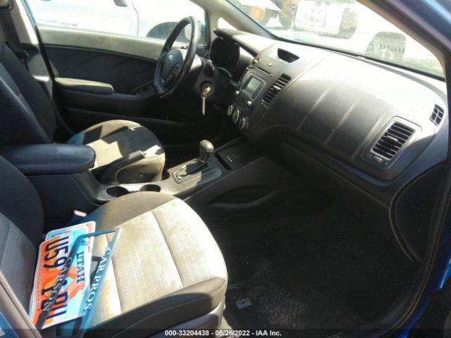 Photo 4 VIN: KNAFX4A88E5071102 - KIA FORTE 