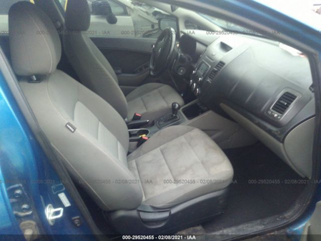 Photo 4 VIN: KNAFX4A88E5077370 - KIA FORTE 