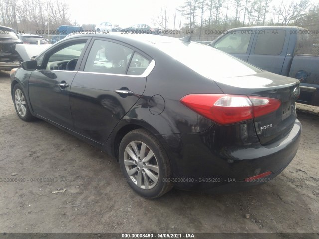 Photo 2 VIN: KNAFX4A88F5302422 - KIA FORTE 