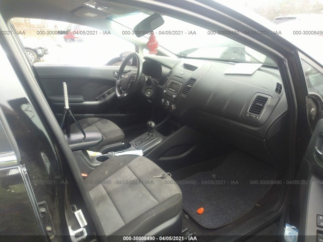 Photo 4 VIN: KNAFX4A88F5302422 - KIA FORTE 