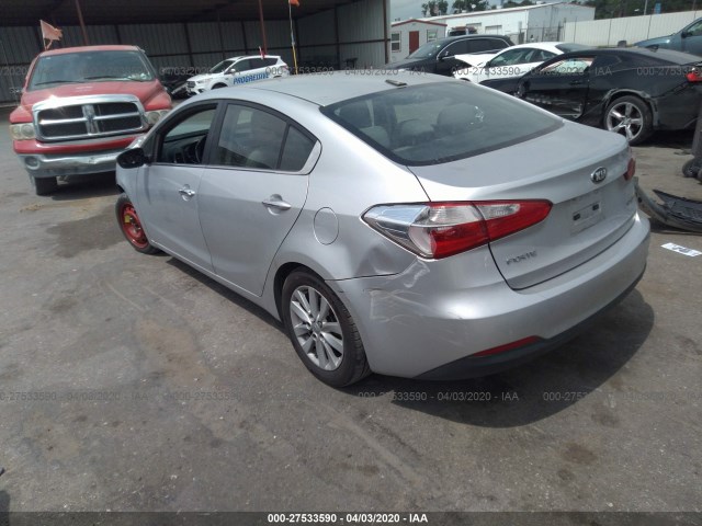 Photo 2 VIN: KNAFX4A88F5304011 - KIA FORTE 