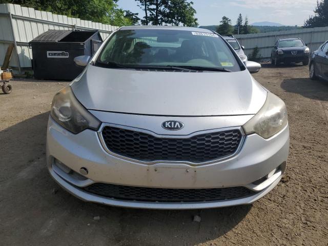 Photo 4 VIN: KNAFX4A88F5333413 - KIA FORTE 