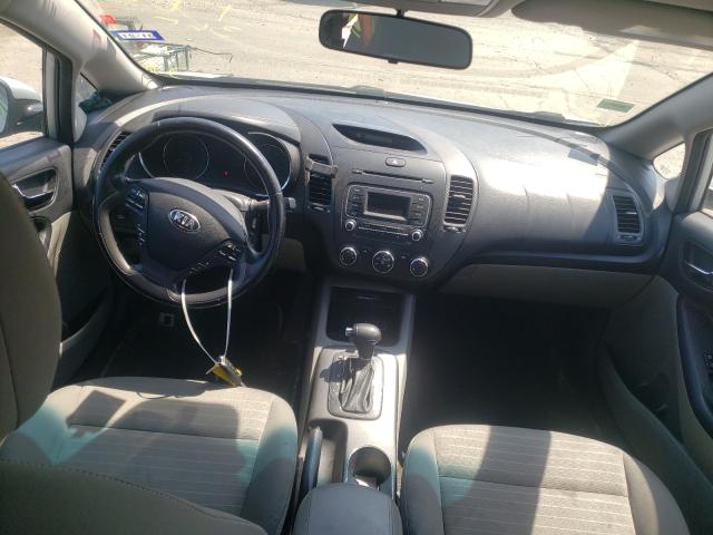 Photo 8 VIN: KNAFX4A88F5392090 - KIA FORTE EX 