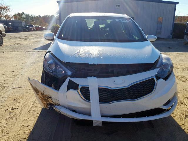 Photo 8 VIN: KNAFX4A89E5050436 - KIA FORTE EX 