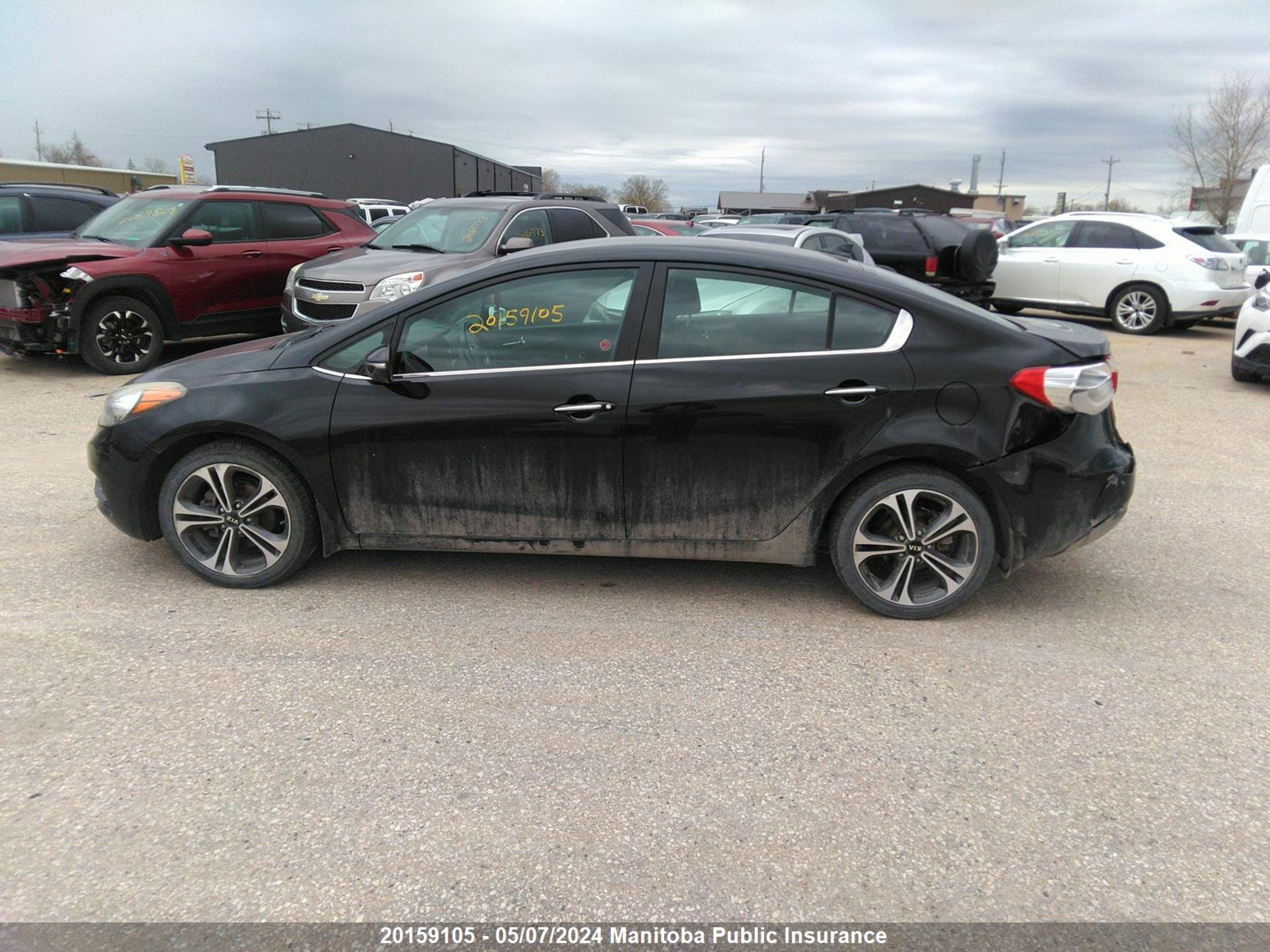 Photo 13 VIN: KNAFX4A89E5056415 - KIA FORTE 