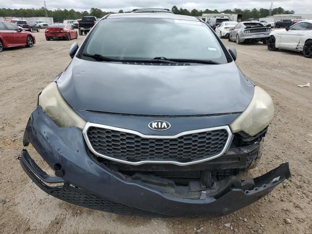 Photo 4 VIN: KNAFX4A89E5083646 - KIA FORTE 