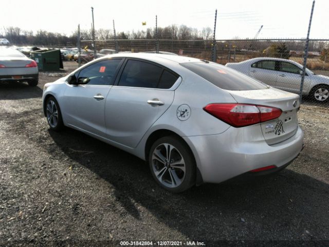 Photo 2 VIN: KNAFX4A89E5200187 - KIA FORTE 