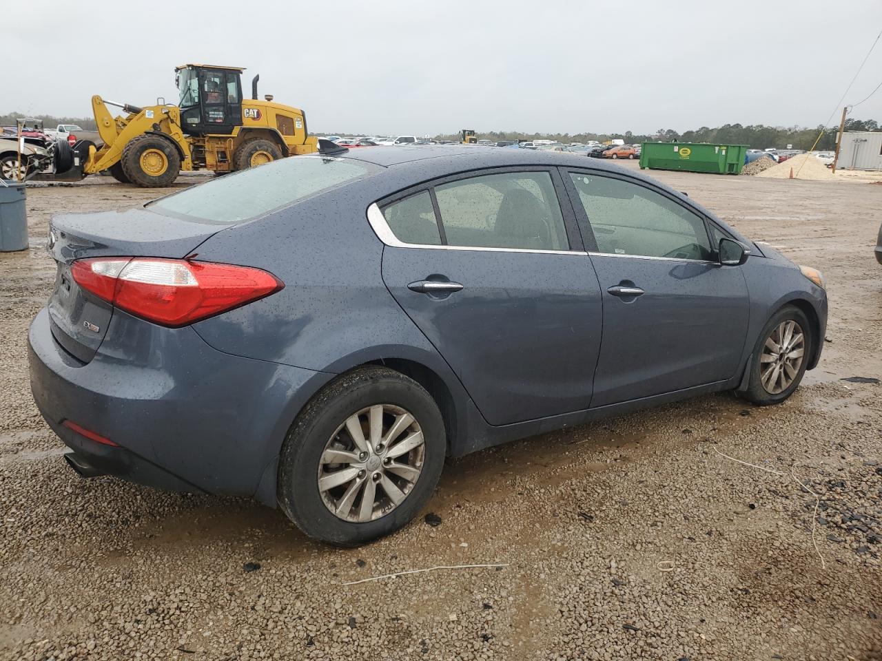 Photo 2 VIN: KNAFX4A89F5320119 - KIA FORTE 