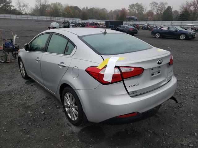 Photo 2 VIN: KNAFX4A89F5327037 - KIA FORTE EX 