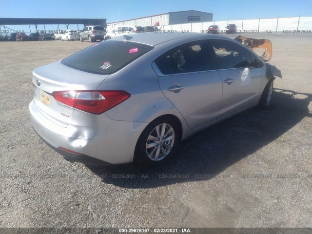 Photo 3 VIN: KNAFX4A89F5356926 - KIA FORTE 