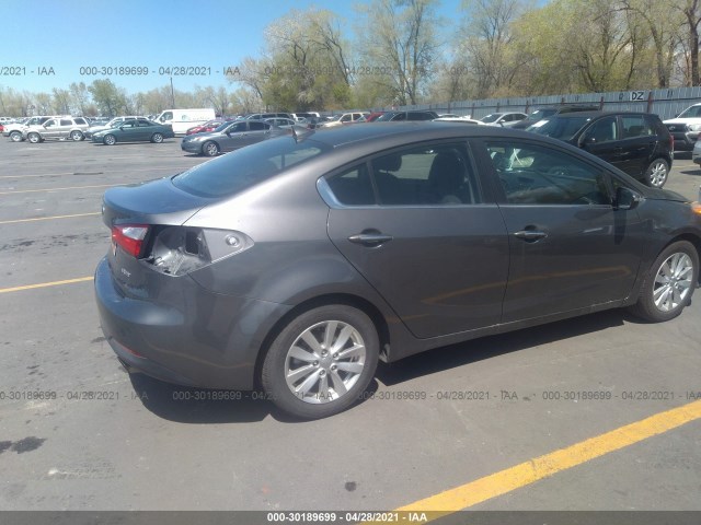 Photo 3 VIN: KNAFX4A8XE5053894 - KIA FORTE 