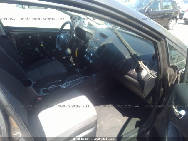 Photo 4 VIN: KNAFX4A8XE5053894 - KIA FORTE 