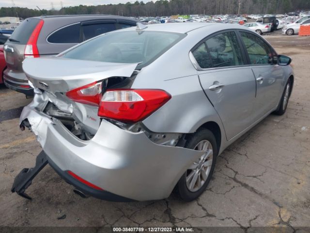 Photo 3 VIN: KNAFX4A8XE5086006 - KIA FORTE 