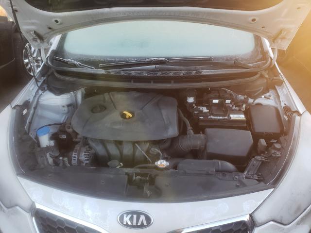 Photo 6 VIN: KNAFX4A8XE5111454 - KIA FORTE EX 