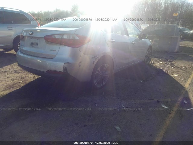 Photo 3 VIN: KNAFX4A8XE5198675 - KIA FORTE 