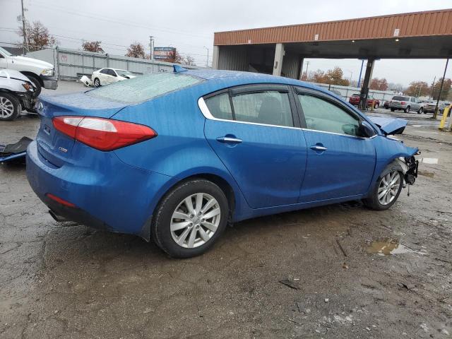 Photo 2 VIN: KNAFX4A8XE5204393 - KIA FORTE EX 