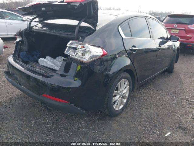 Photo 3 VIN: KNAFX4A8XF5266586 - KIA FORTE 