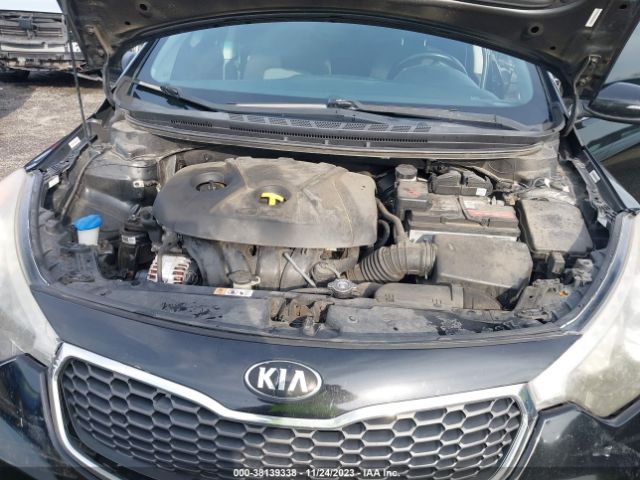 Photo 9 VIN: KNAFX4A8XF5266586 - KIA FORTE 