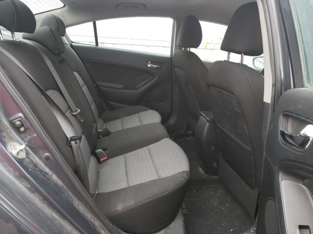 Photo 5 VIN: KNAFX4A8XF5300090 - KIA FORTE EX 