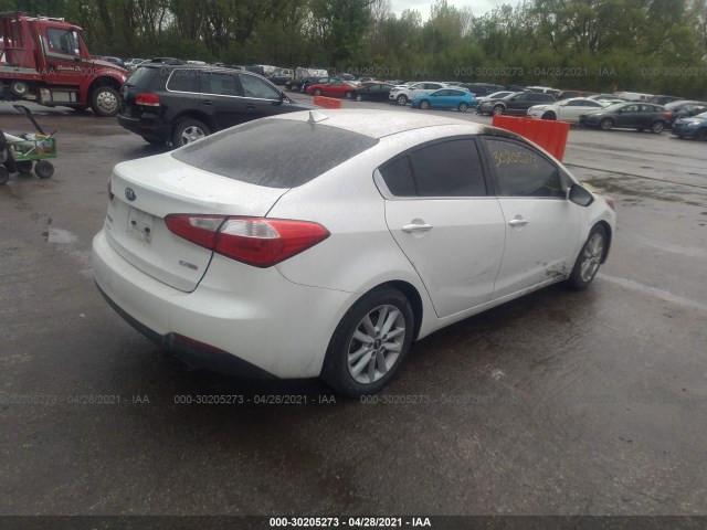 Photo 3 VIN: KNAFX4A8XF5329380 - KIA FORTE 